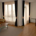Апартаменты Pirin Palace White *