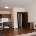 Апартаменты Pirin Palace White *