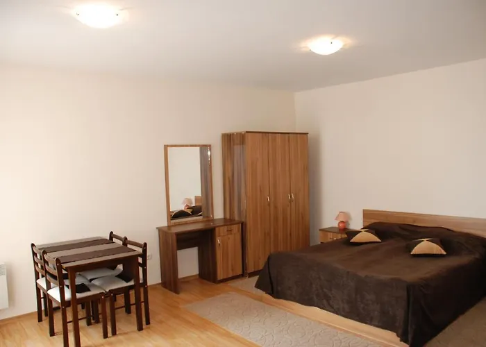 Pirin Palace White *